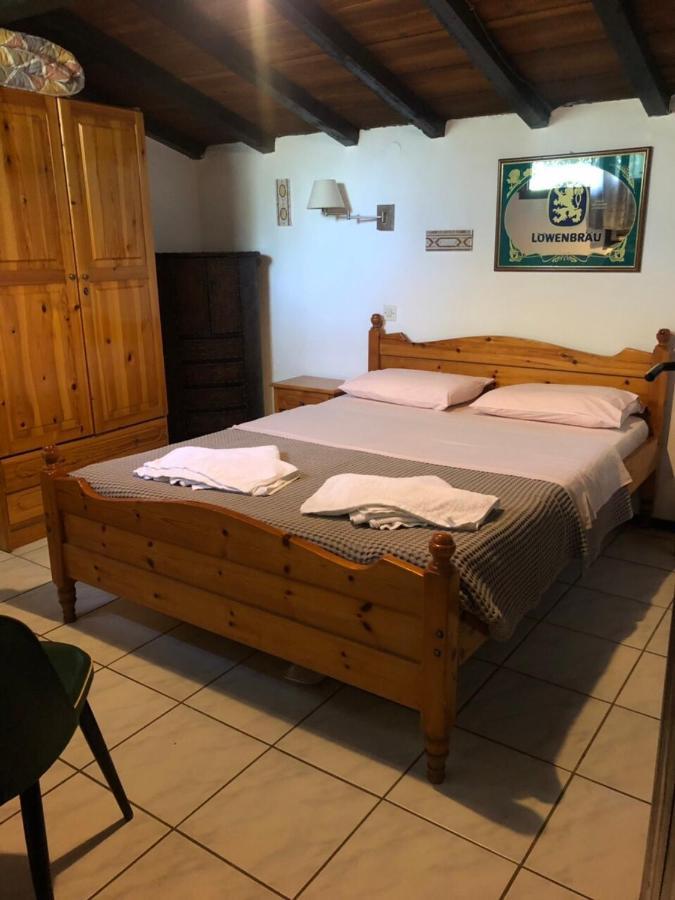 Oasis Aparthotel Skiathos Town Luaran gambar
